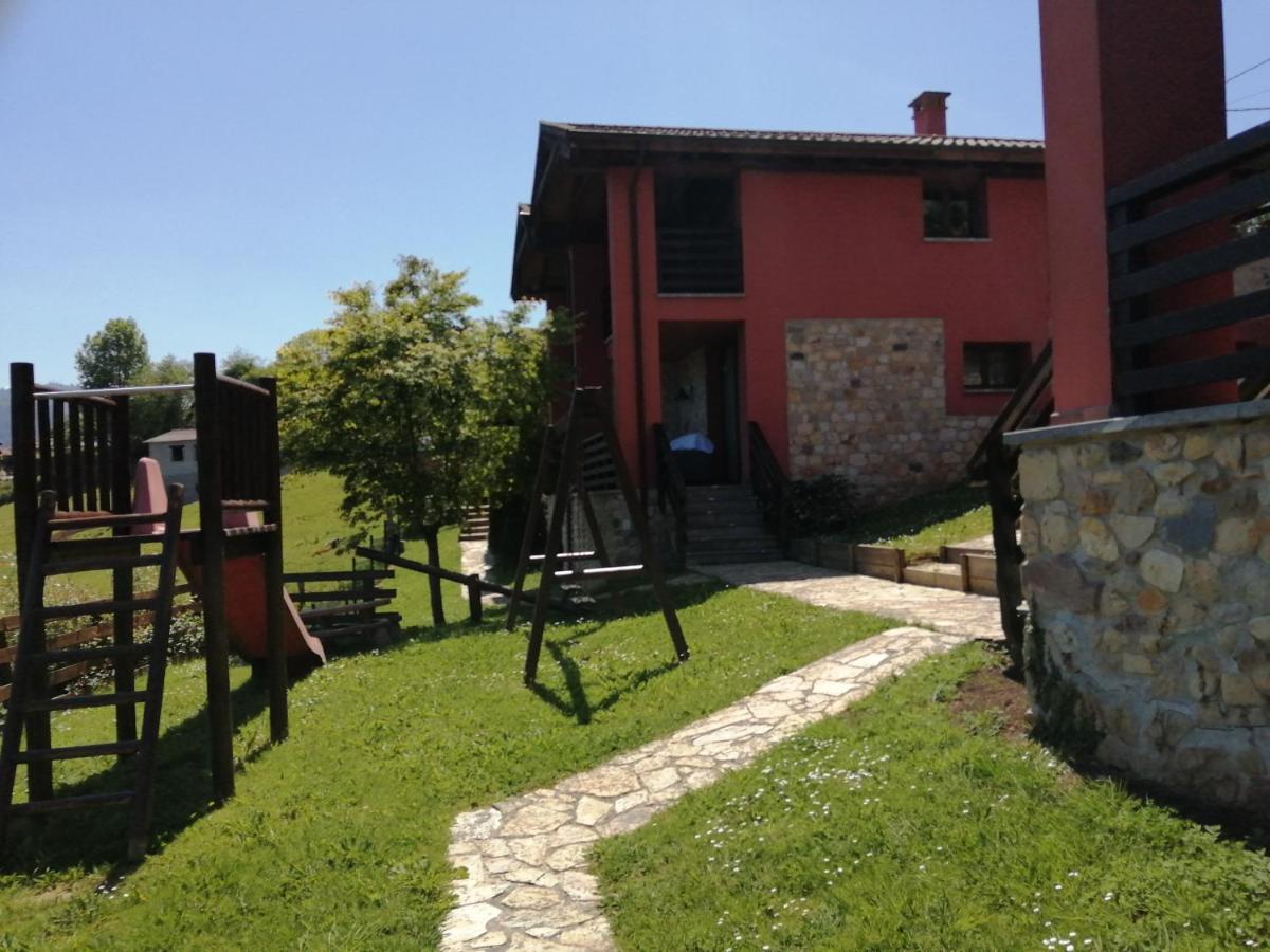 Apartamentos Rurales El Mirador De San Juan Onís Dış mekan fotoğraf